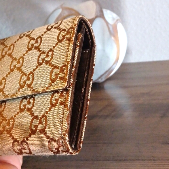 *SOLD* New Gucci Canvas GG gold gradient Continental long wallet with charms - Picture 14 of 14